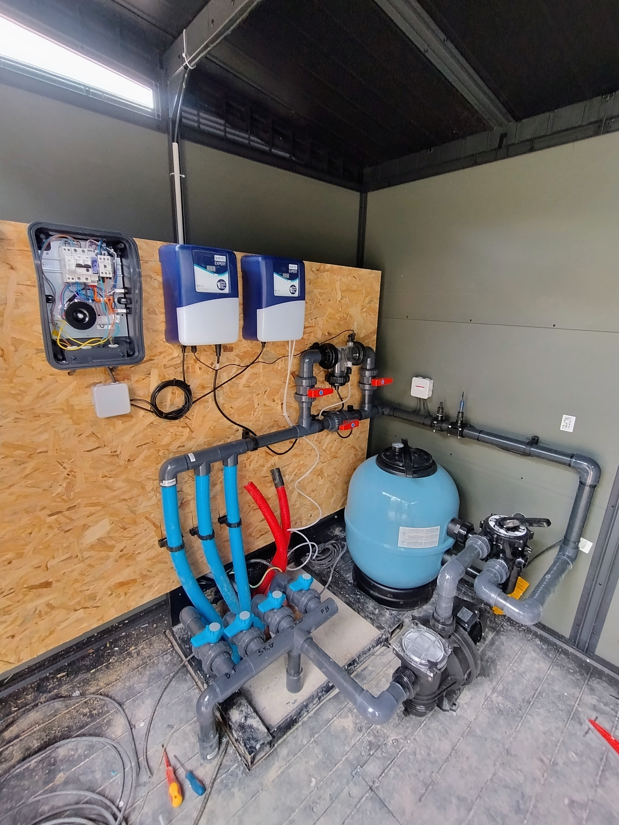 Local filtration avec électrolyseur sel